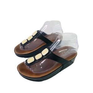 FitFlop Womens Size 6 T Strap Thong Sandals